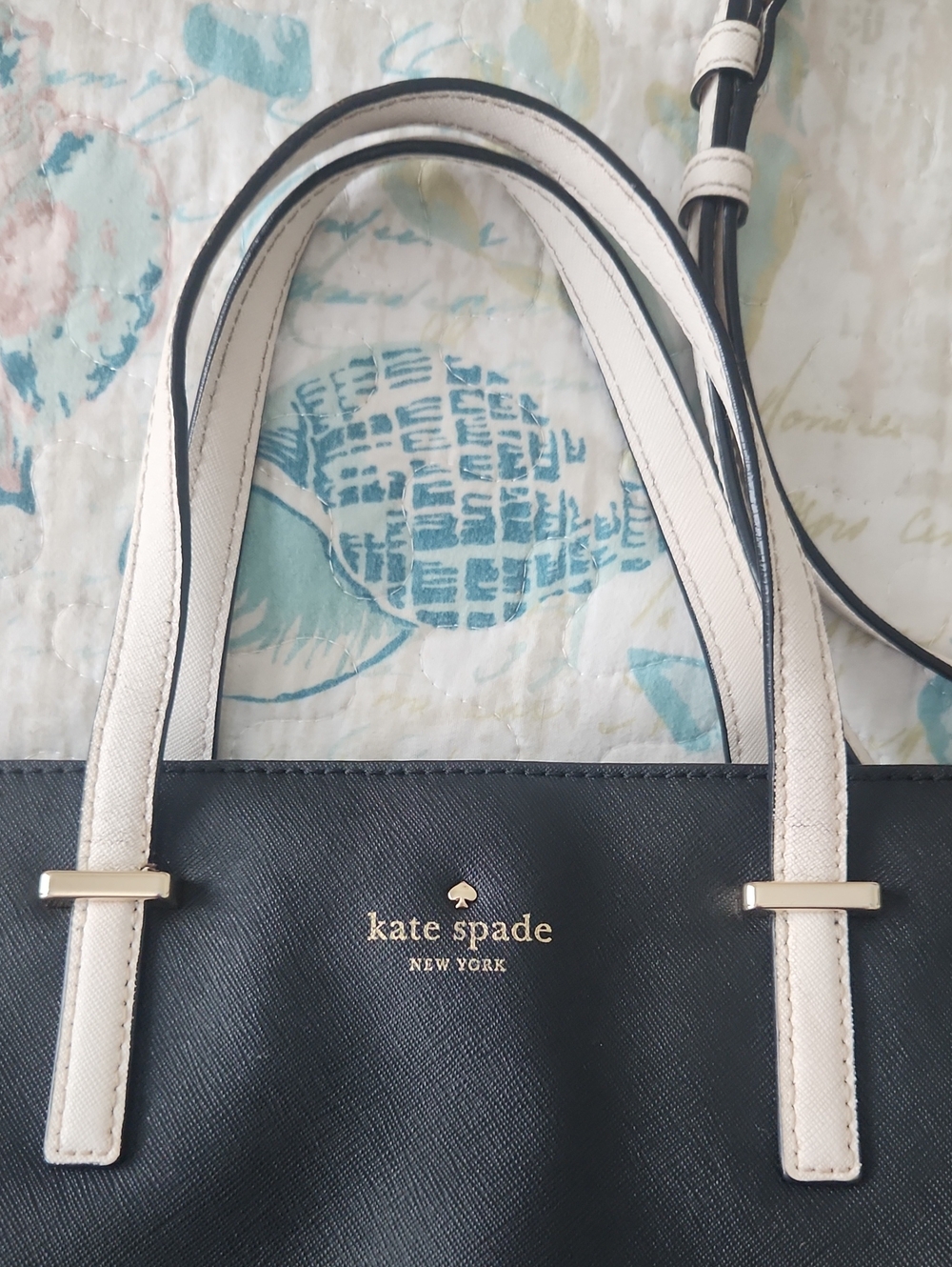 Kate Spade Satchel - Picture 2 of 9